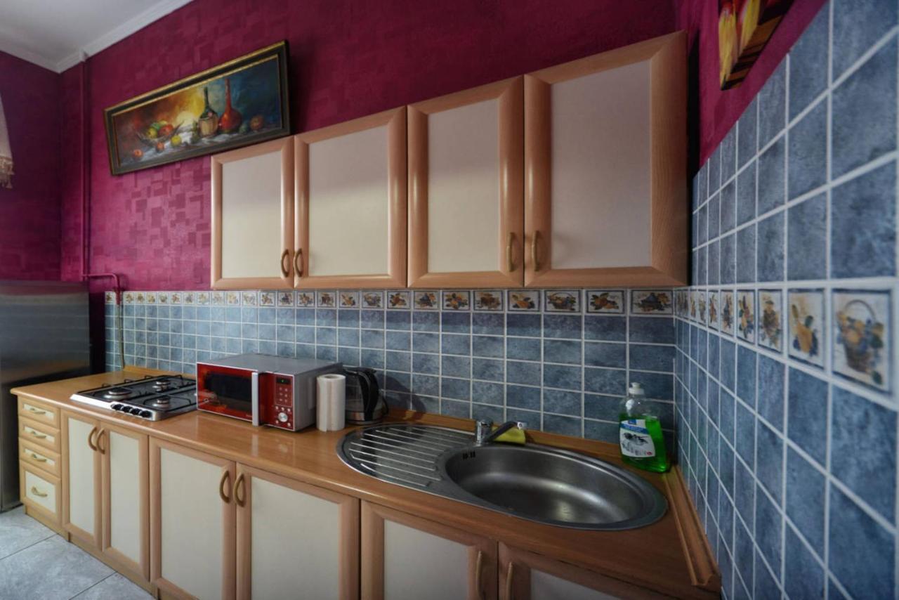 Chekhov Apartment Kiev Dış mekan fotoğraf